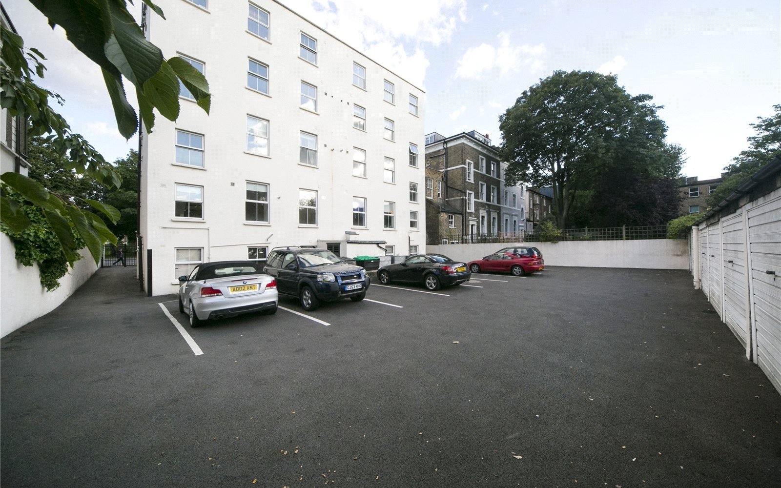 Property to let in Camden, N7 London Residential