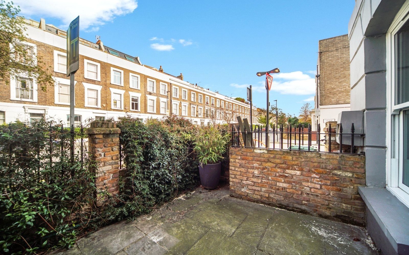 House let in London, N7 London Residential